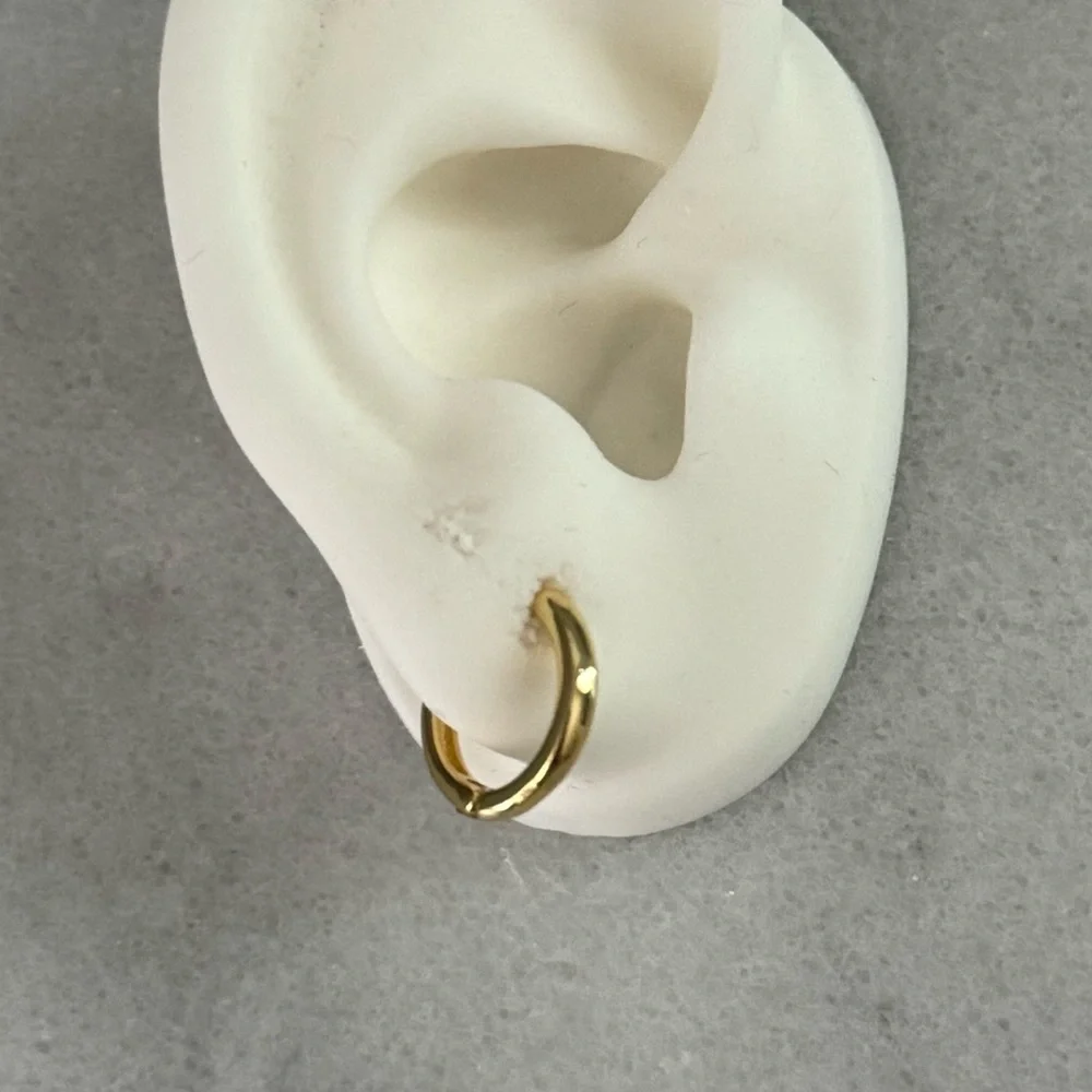 Gold Solid Huggie Hoop Sterling Silver Earrings 

Brand New - Picture 4 of 5